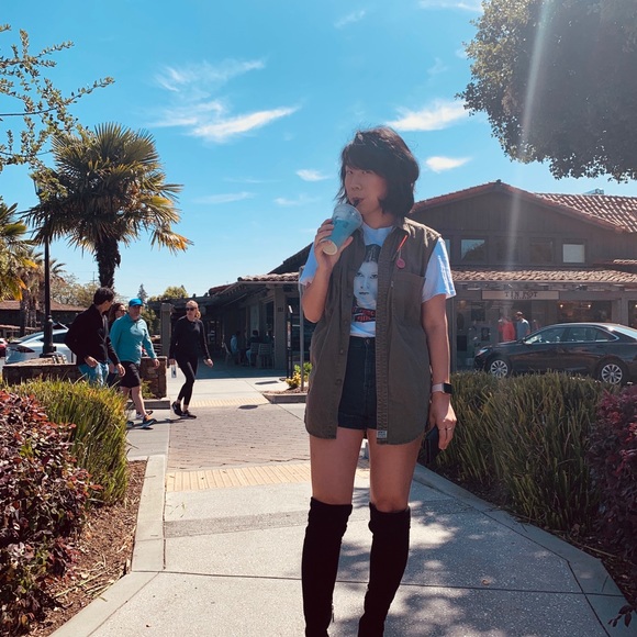 Meet your Posher, Lucy - Picture 3 of 7